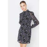 Robe courte fleurie effet voile Robe courte fleurie effet voile