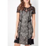 Robe en dentelle noir et beige Robe en dentelle noir et beige