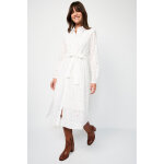 Robe longue ceinturée en broderie anglaise Robe longue ceinturée en broderie anglaise