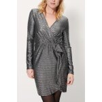 Robe mtallise avec dcoupe au dos