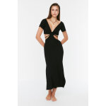 Robe de plage avec découpes Robe de plage avec découpes