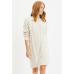 Robe pull en maille torsadée Robe pull en maille torsadée
