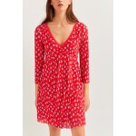 Robe trap�ze rouge