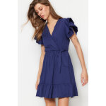 Robe volantée avec ceinture Robe volantée avec ceinture