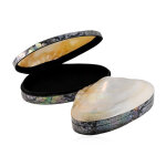 Accessoire et nacre (bali barong)