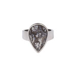 Bague en argent et corail fossilis�