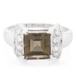 Bague en argent et quartz fum�