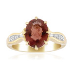 Bague en or et apatite rouge