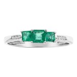 Bague en or et emeraude de zambie aaa