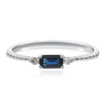 Bague en or et saphir bleu de ceylan