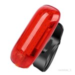 Feu arrière de frein de vélo a led pour vélos scooters vtt vélo casque sac Feu arrière de frein de vélo a led pour vélos scooters vtt vélo casque sac