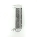 Radiateur gauche pour scooter peugeot 50 blaster 765077 ktm - 45469g neuf Radiateur gauche pour scooter peugeot 50 blaster 765077 ktm - 45469g neuf