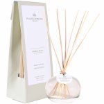 Plantes et parfums inspirations naturelles bougie végétale parfumée Plantes et parfums inspirations naturelles bougie végétale parfumée