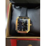 Akribos xxiv montre femme noire dans son �tui quartz diamond dial