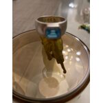 Bague argent� avec sa pierre blanche ccb