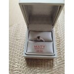 Magnifique bague femme taille 52 marque maty, or blanc 750 carats et diamants blancs et noir
