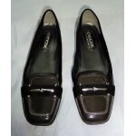 Ballerines en cuir vernis gris. geox. pointure 37