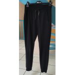 Bas de jogging noir kiabi taille 34 (14 ans) comme neuf