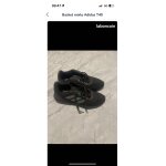 Basket femme adidas t40 couleur noir