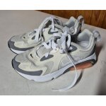 Basket femme nike air max 200 beige et grise taille 36