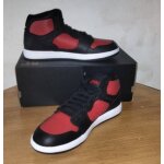 Basket jordan jumpman taille 42, 5