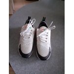 Basket  nike  air 270 blanc et orange  p - 38  homme