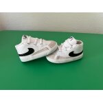 Basket nike blazer mid blanche , taille 19, 5