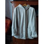 Vends trs beau manteau d'hiver trs chaud en imitation daim de chez damart entirement doubl avec capuche ...