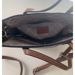 � re tr�s beau sac tamaris .