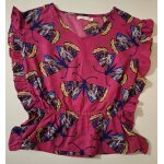 Blouse fuschia imprim�e de papillons et avec des liser�s argent�s