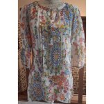 Blouse longue l�g�re et trabsparente au joli imprim� multicolore
