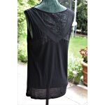 Blouse promod neuve au tissu noir rehauss de dentelle. taille tiquete:40 .