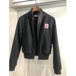 Blouson type bombers noir vintage.