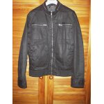 Blouson col rond c�lio de couleur noire , taille l , enti�rement doubl� , fermeture zipp�e , 2 poches ...