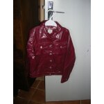 Blouson kiabi ct filles taille 8 ans 75% polychlorure de vinyle 25% polyester.