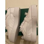 Bonjour , basket blanche puma neuve taille 38 . jamais utilisée toute neuve toujours dans son emballage ... Bonjour , basket blanche puma neuve taille 38 . jamais utilisée toute neuve toujours dans son emballage ...