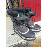 Bottes de montagne de marque sorel �tat tr�s peu servies de pointure 42.