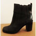 Bottines. boots cuir marron. clarks. pointure 38 1 / 2