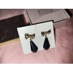 Boucles d oreilles avon 3 en 1 . 3 paires possible