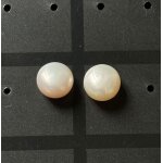 Boucles d'oreille tige argent rhodié pendante perle blanche Boucles d'oreille tige argent rhodié pendante perle blanche