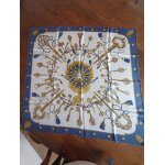 Vends carré hermes 90 x 90 Vends carré hermes 90 x 90