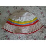 Chapeau etam blanc et rayures multicolores en coton t. 57cm Chapeau etam blanc et rayures multicolores en coton t. 57cm