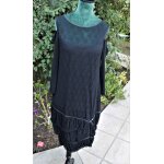 Charmante robe neuve cop copine au tissu noir en dentelle . mod�le doubl�. taille �tiquet�e:3