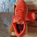 Chassure de running jamais portee marque brooks gost 17 - 39