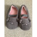Chaussons isotoner 31 / 32 fille