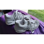 Chaussures basket tennis k swiss homme taille 39 blanches logo talon argent 519 grammes