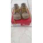 Chaussures bottines cuir bb kickers beige taille 23