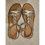 Chaussures femme pointure 38  ; geox ;