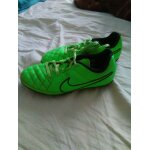 Chaussure de foot nike - 35