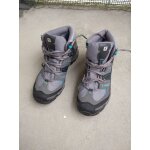 Chaussures rando femme salomon taille 41. servies deux fois, impeccables